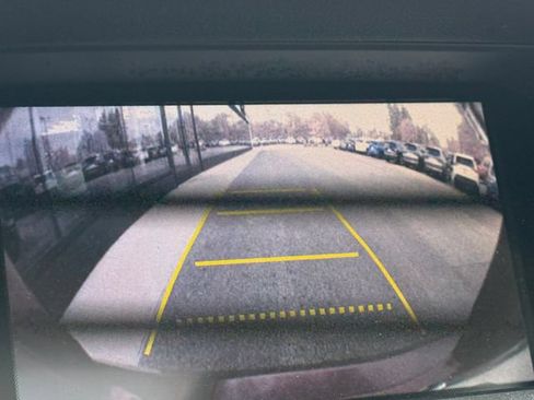 Used 2013 Acura ILX w/ Technology Package FWD image 17