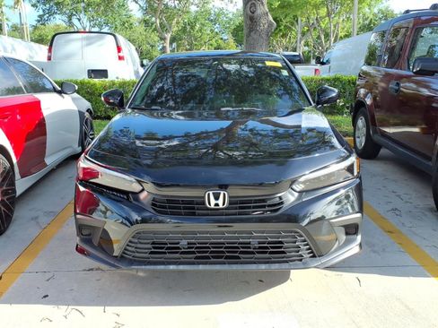 Used 2024 Honda Civic Sport image 2