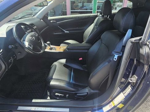 Used 2011 Lexus IS 250C RWD image 32