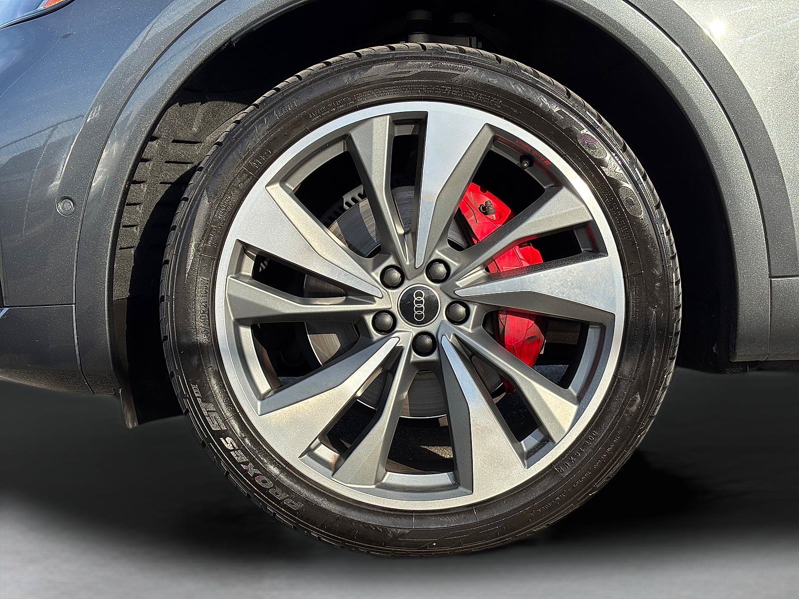 Used 2024 Audi SQ5 Prestige AWD/4WD image 14