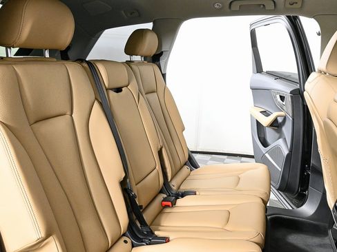 New 2025 Audi Q7 3.0T Premium Plus image 23