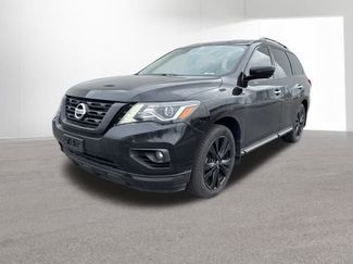 Used 2018 Nissan Pathfinder SL w/ Midnight Edition Package video 1