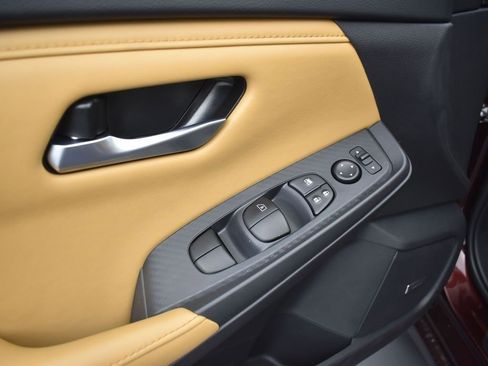 New 2025 Nissan Sentra SV w/ SV Premium Package image 26