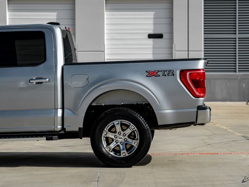 Used 2023 Ford F150 XLT w/ XTR Package image 7