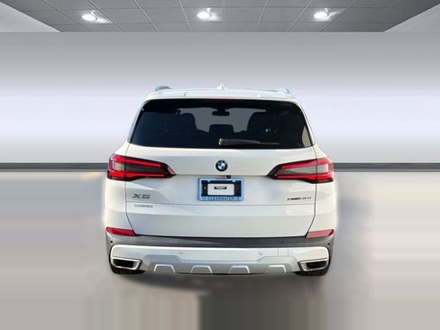 Used 2023 BMW X5 xDrive40i AWD/4WD image 10