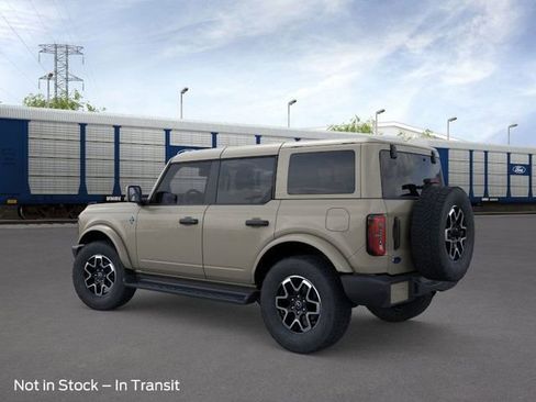New 2026 Ford Bronco Outer Banks image 4
