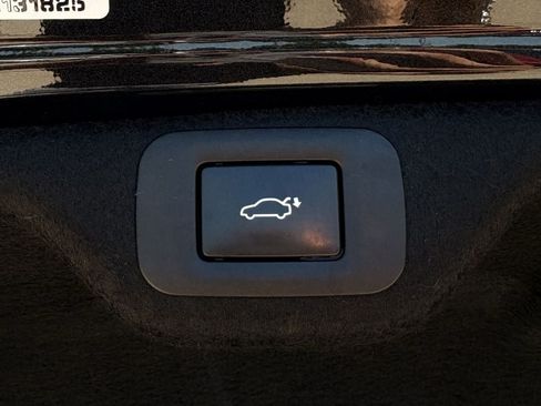 Used 2024 Lexus ES 300h F Sport w/ Accessory Package (Z1) FWD image 33