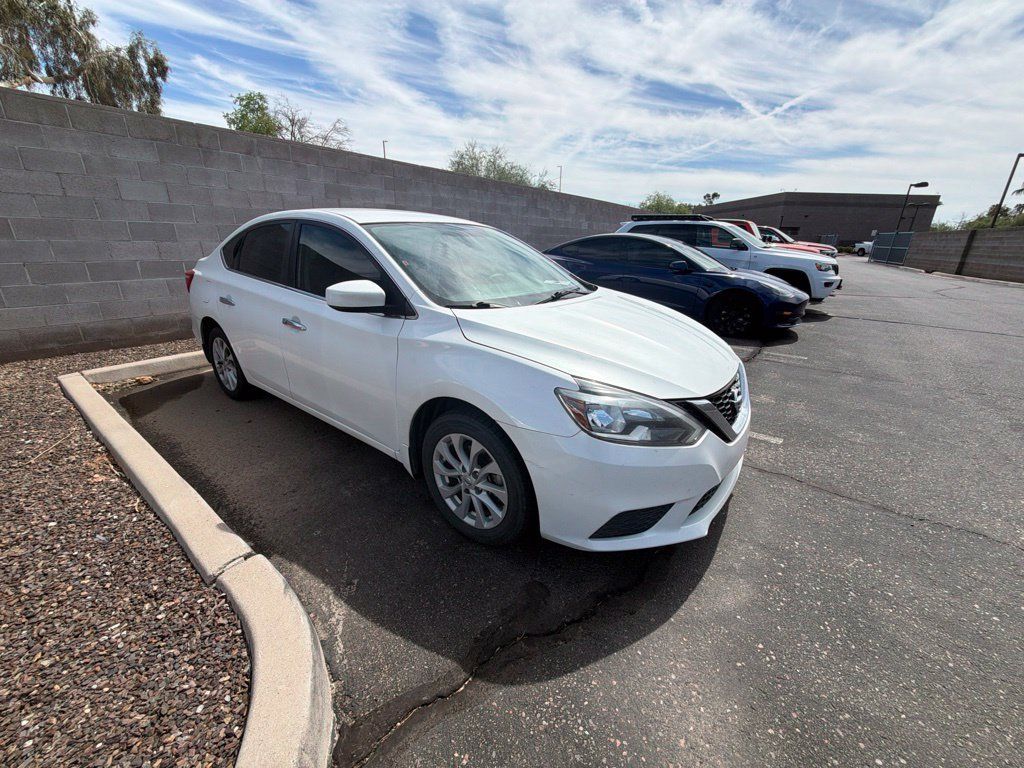 Used 2019 Nissan Sentra SV FWD image 3