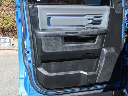 Used 2021 RAM 1500 Classic SLT image 13