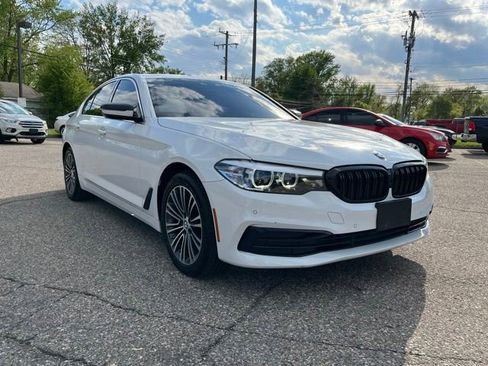 Used 2019 BMW 530i xDrive w/ Convenience Package AWD/4WD image 8