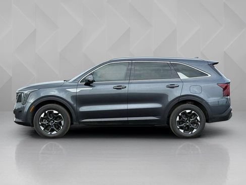 Certified 2024 Kia Sorento S AWD/4WD image 8
