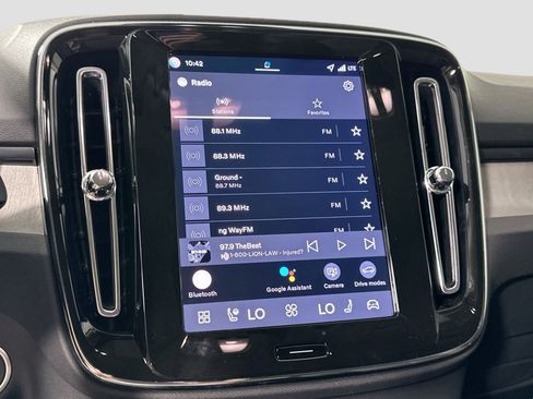 New 2026 Volvo XC40 B5 Ultra w/ Protection Package Premier image 14