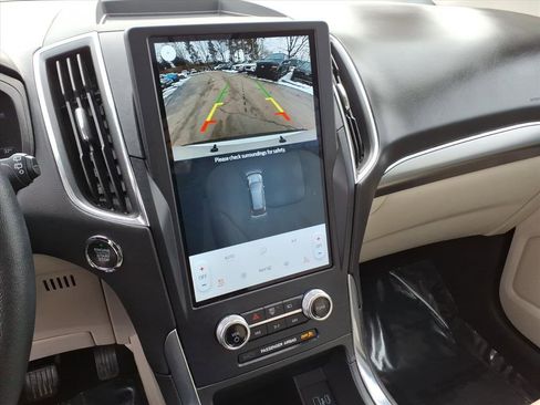 Certified 2022 Ford Edge Titanium image 25