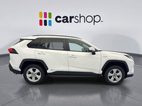Used 2021 Toyota RAV4 XLE w/ Convenience Package AWD/4WD image 6