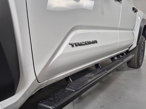 New 2026 Toyota Tacoma SR5 AWD/4WD image 12