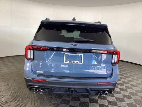 Certified 2025 Ford Explorer ST AWD/4WD image 3