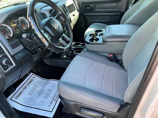 Used 2016 RAM 3500 Tradesman w/ Chrome Appearance Group AWD/4WD image 13