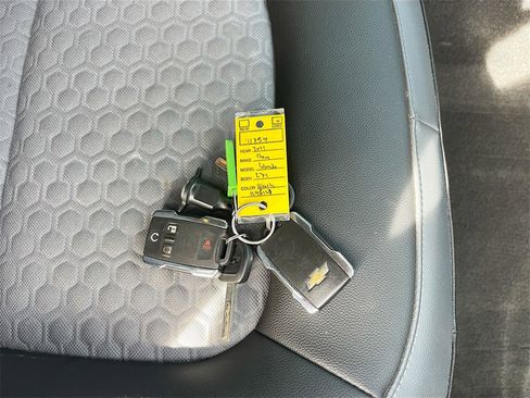 Used 2021 Chevrolet Colorado Z71 w/ Z71 Midnight Edition image 32