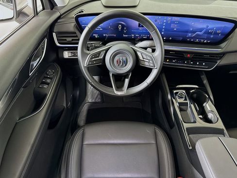 Used 2025 Buick Envision Preferred image 21