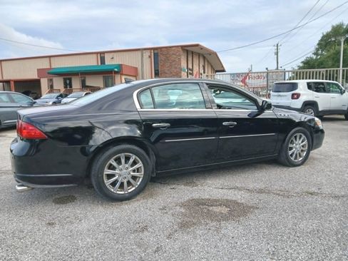 Used 2011 Buick Lucerne CXL FWD image 4
