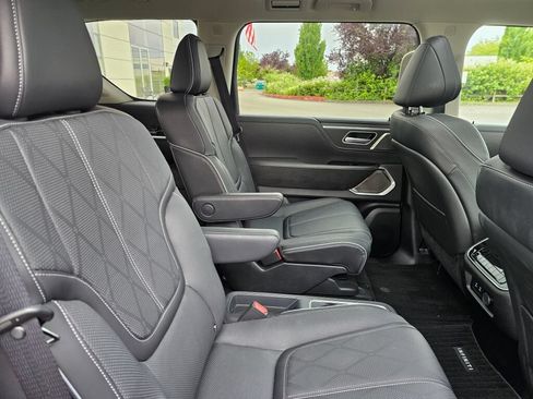 Used 2025 INFINITI QX80 Sensory AWD/4WD image 15