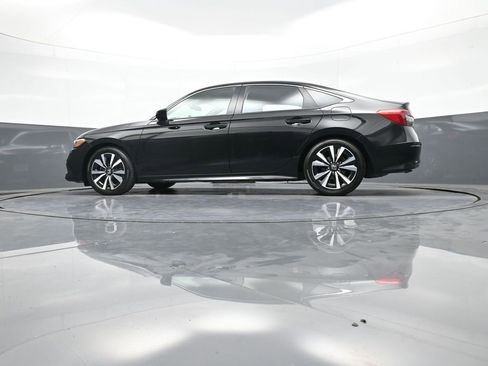 Certified 2023 Honda Civic EX image 32