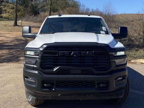 New 2026 RAM 2500 Tradesman AWD/4WD image 27