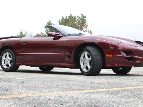 Used 2000 Pontiac Firebird Trans Am RWD image 21