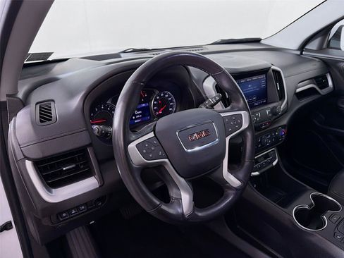 Used 2022 GMC Terrain SLT w/ Tech Package AWD/4WD image 16