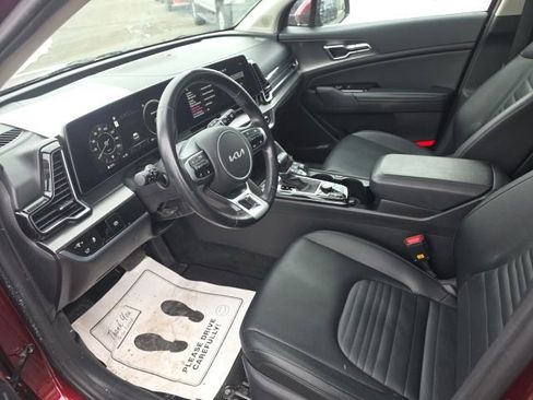 Used 2023 Kia Sportage SX image 8