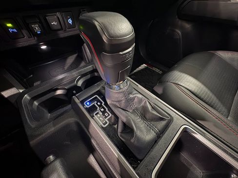 Used 2020 Toyota Tacoma TRD Pro image 31