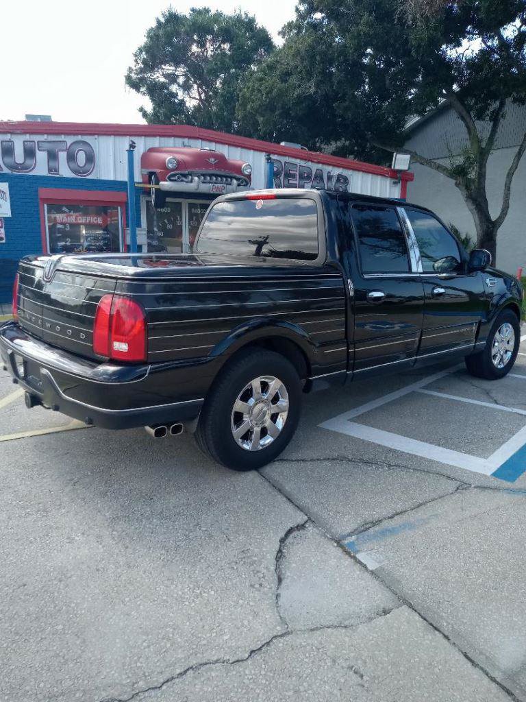 Used 2002 Lincoln Blackwood RWD image 6