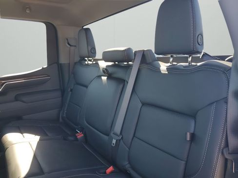 Used 2026 GMC Sierra 1500 Elevation image 19