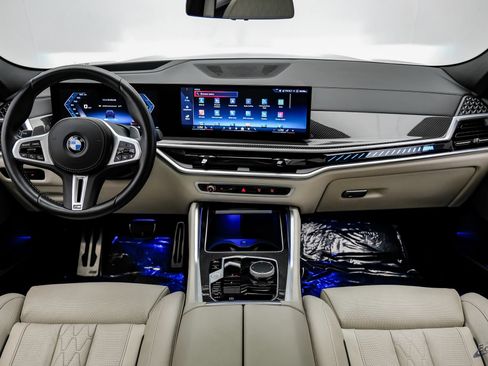 Used 2025 BMW X6 M60i w/ M Sport Professional Package AWD/4WD image 34