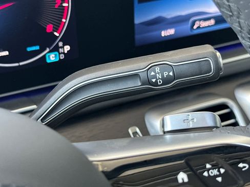 Certified 2025 Mercedes-Benz GLS 450 4MATIC image 21