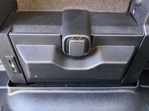 Used 2018 Ford F150 XLT w/ Max Trailer Tow Package image 12