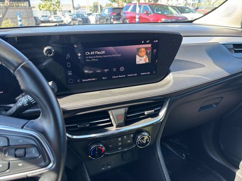 Used 2025 Buick Encore GX Preferred FWD image 17
