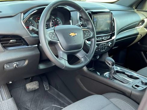 Used 2023 Chevrolet Traverse LT w/ Rear Camera Mirror Package AWD/4WD image 20