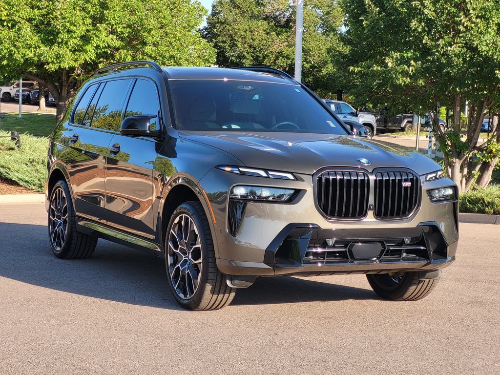 Used 2026 BMW X7 M60i AWD/4WD image 8
