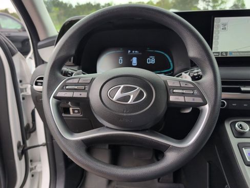 Used 2023 Hyundai Palisade SE w/ Cargo Package image 23