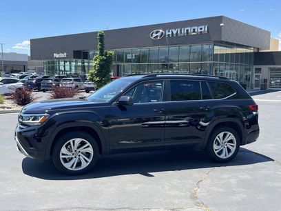 Used 2023 Volkswagen Atlas SE w/ Panoramic Sunroof Package