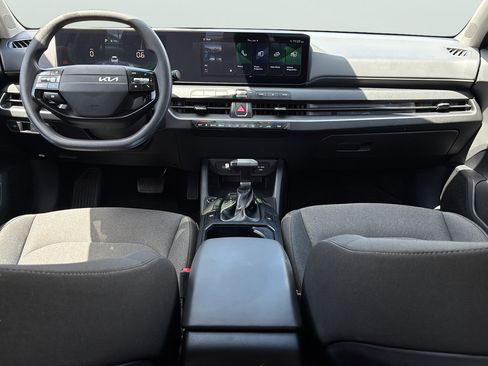 Used 2025 Kia K4 FWD image 17