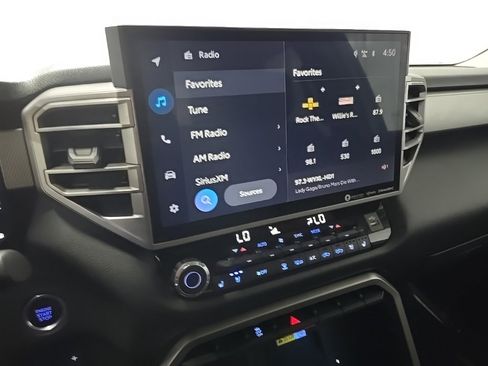 Used 2022 Toyota Tundra Limited image 24