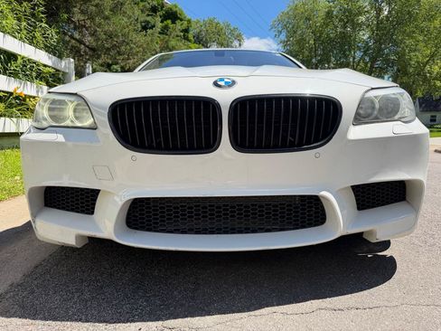 Used 2013 BMW M5 RWD image 16