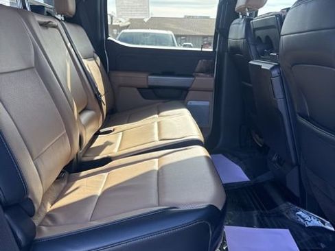 Used 2024 Ford F350 Lariat image 21