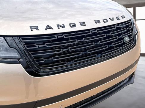 Certified 2026 Land Rover Range Rover Velar S AWD/4WD image 28