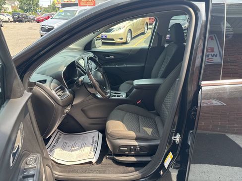 Used 2019 Chevrolet Equinox LT w/ Driver Convenience Package FWD image 15