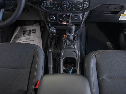 New 2026 Jeep Gladiator Sport image 26