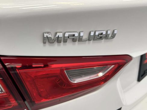 Used 2025 Chevrolet Malibu LT FWD image 10