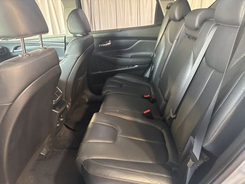 Used 2020 Hyundai Santa Fe SEL w/ Convenience + Premium Package image 11